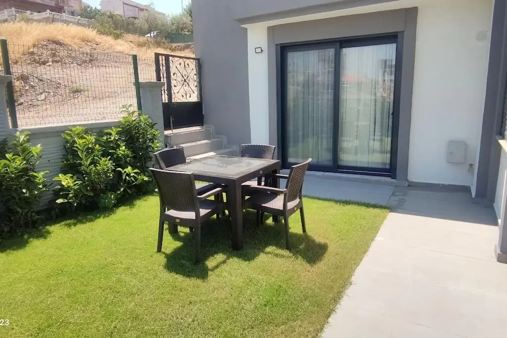 25 M2 Stuedyo Daire 2 Banyo Mutfak Seferihisar